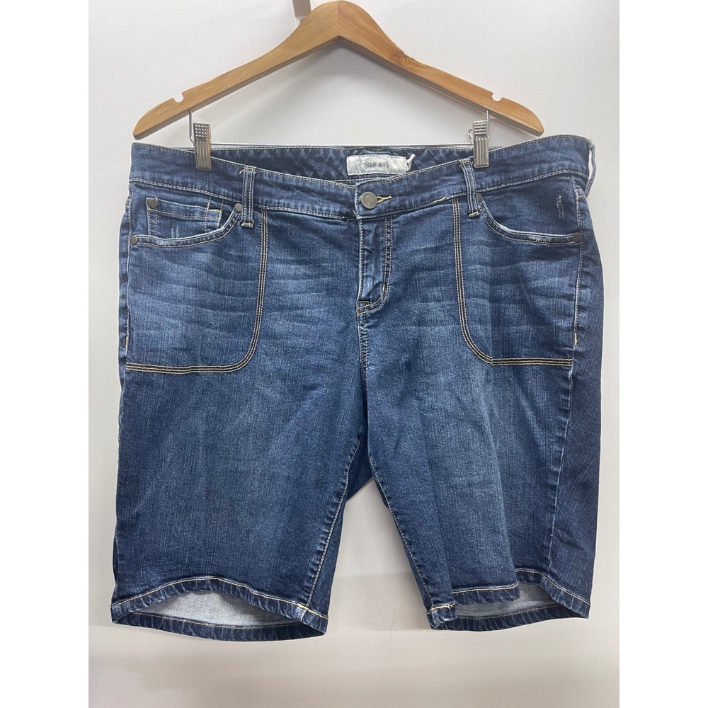 Torrid Womens Size 18 Dark Wash Denim Bermuda Shorts Distressed Stretch Blue